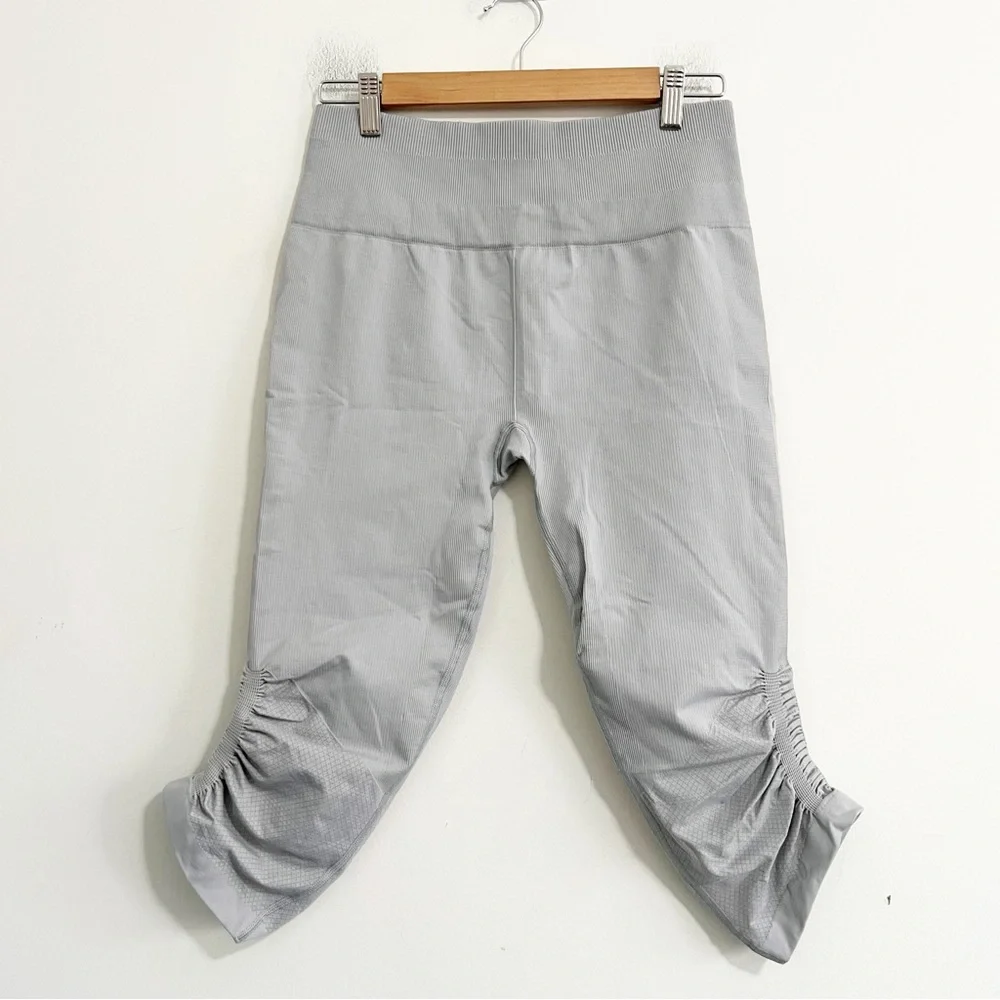 Lululemon In The Flow Crop Legging